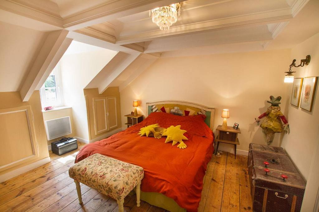 Bed and Breakfast Domaine des Papeteries à Plounevez-Moedec Extérieur photo